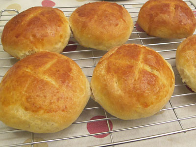 Milk-and-Honey-Rolls