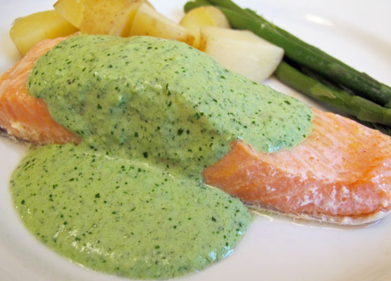 Salmon-in-watercress-sauce3