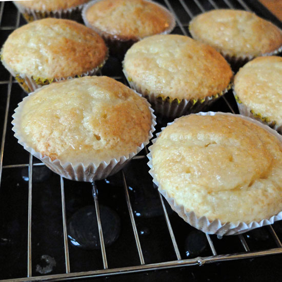 Lemon-Drizzle-Cupcakes